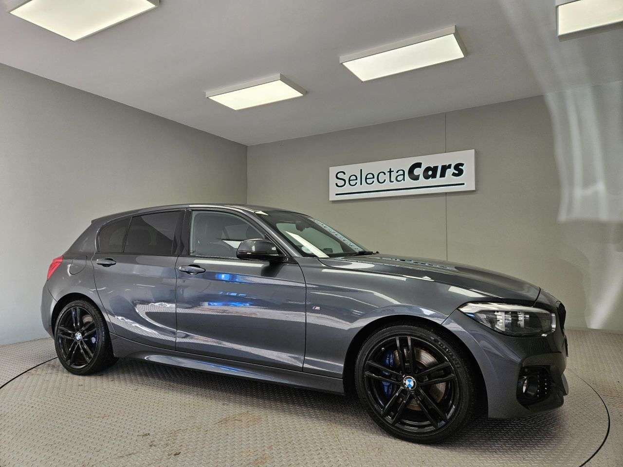 2019 BMW 1 SERIES 2019 BMW 1 SERIES