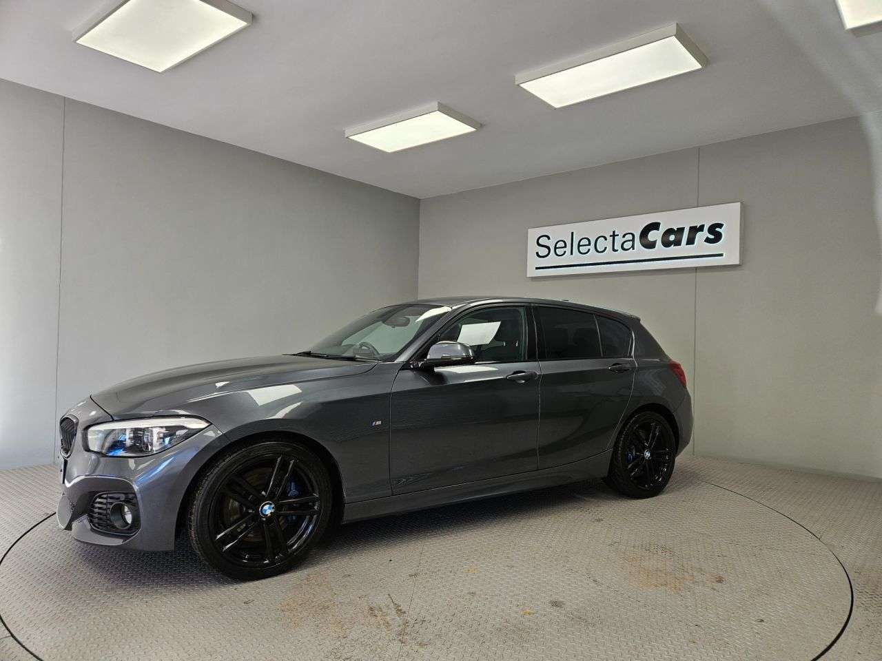 2019 BMW 1 SERIES 2019 BMW 1 SERIES