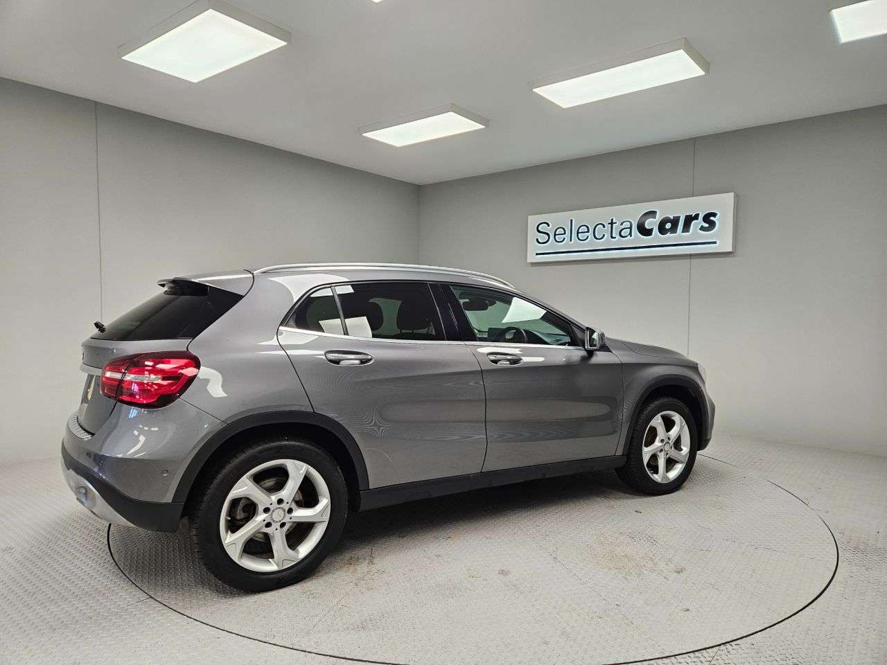 2017 MERCEDES-BENZ 180 2017 MERCEDES-BENZ 180