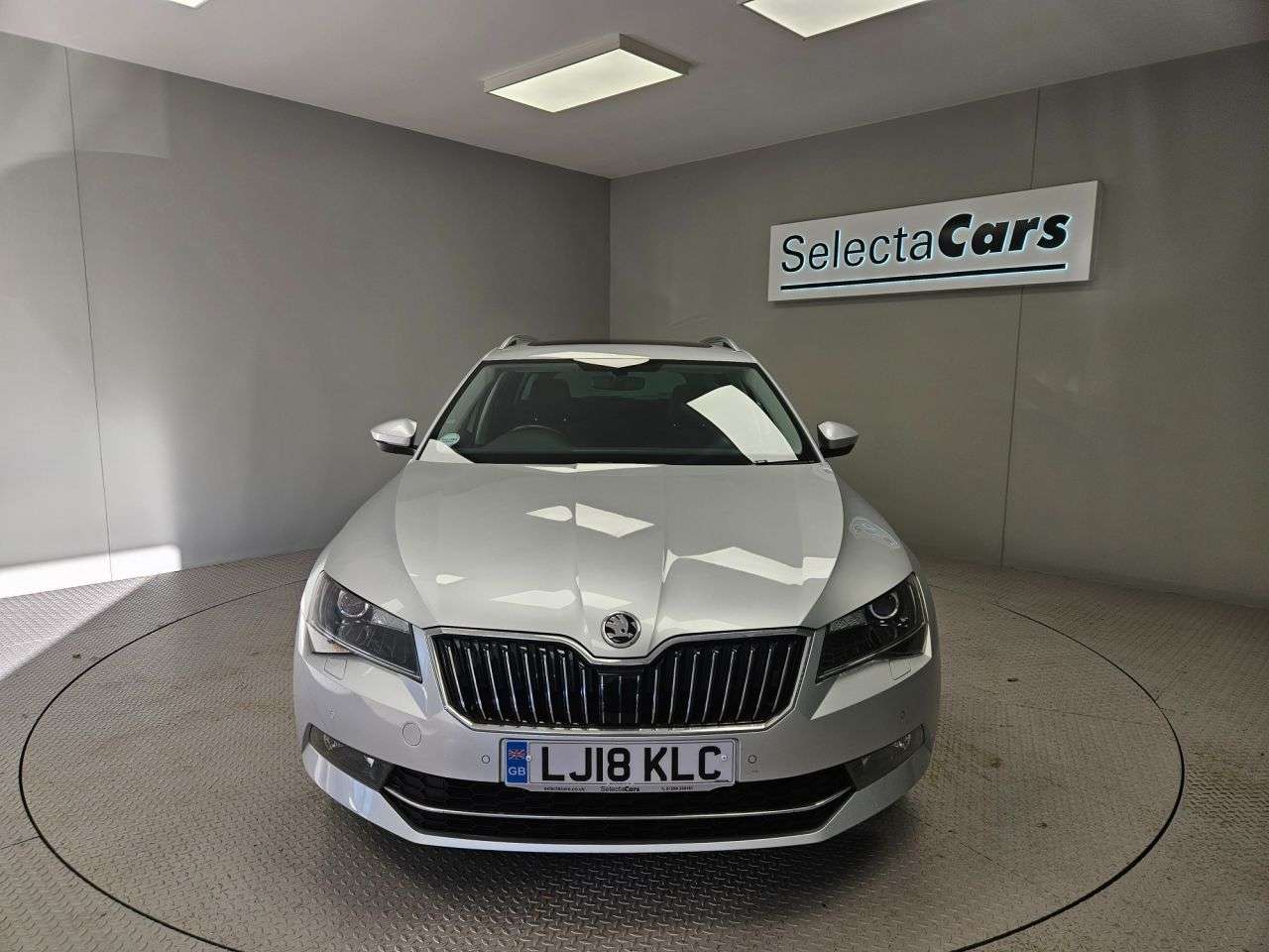 2018 SKODA SUPERB 2018 SKODA SUPERB