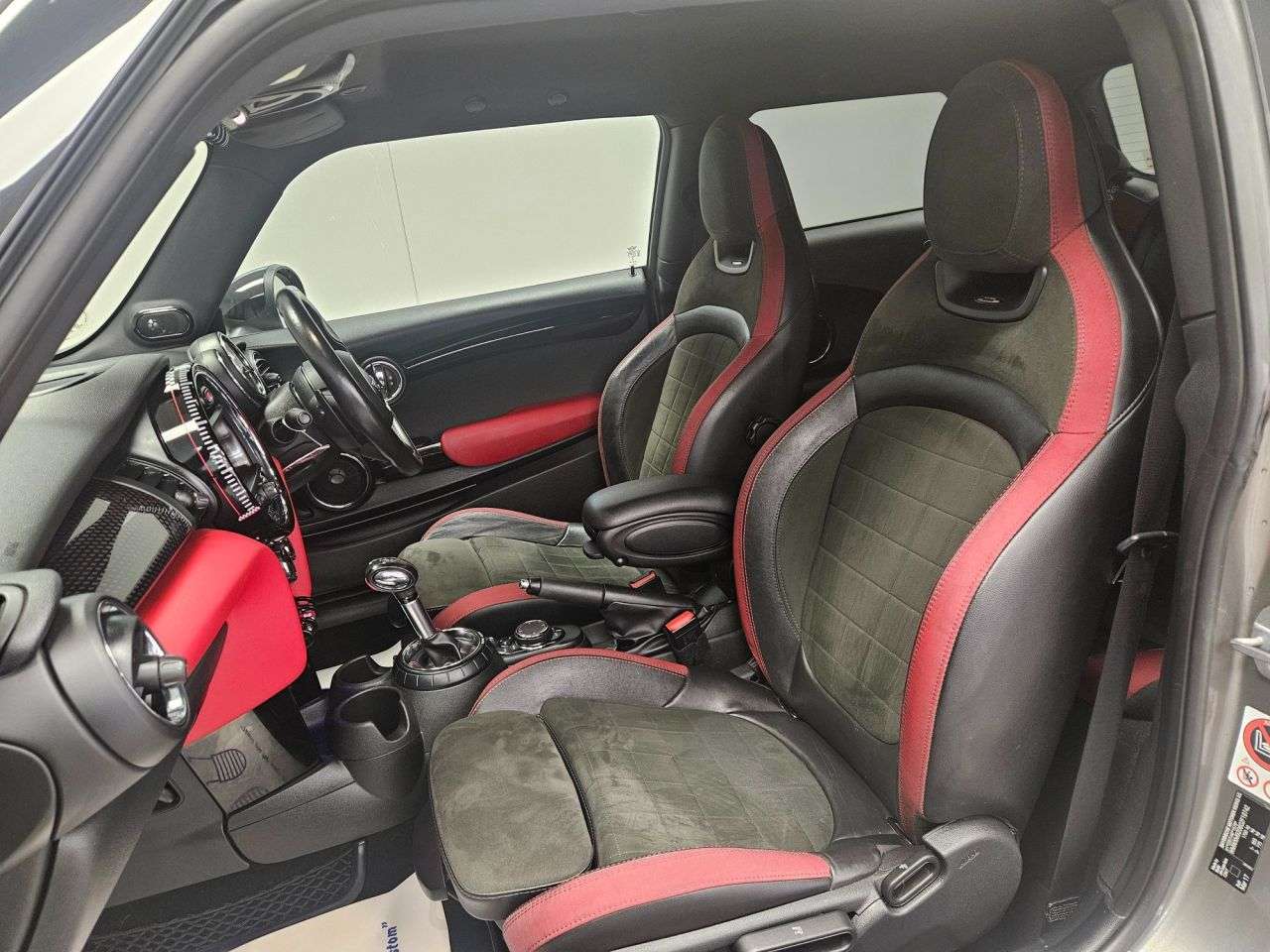 2017 MINI HATCH 2017 MINI HATCH