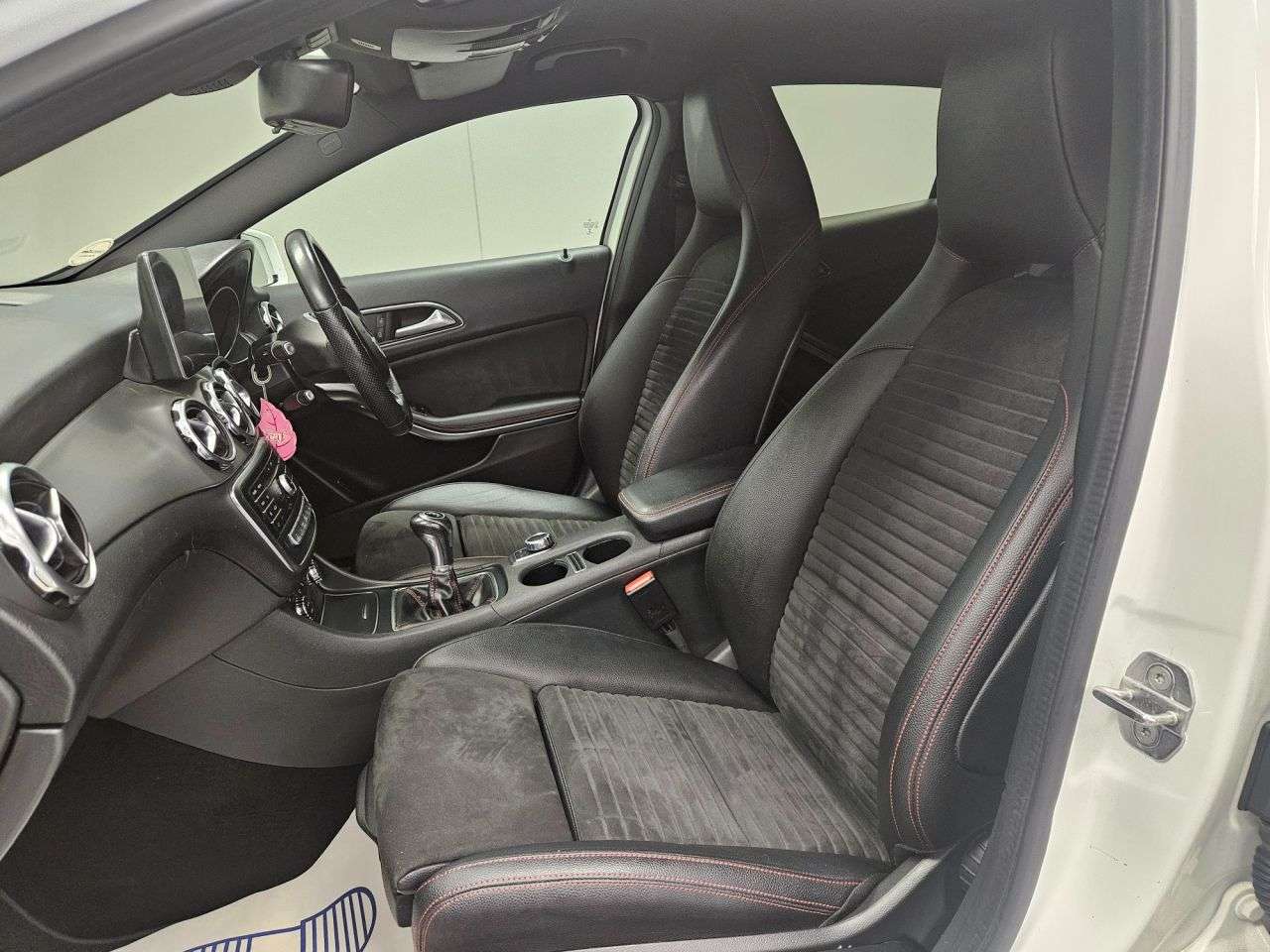 2018 MERCEDES-BENZ 180 2018 MERCEDES-BENZ 180