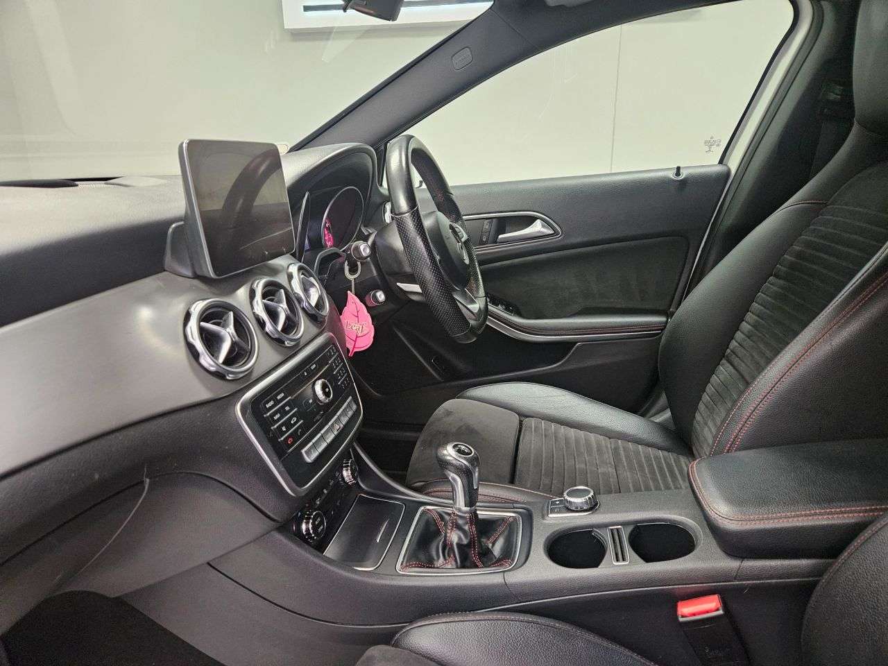 2018 MERCEDES-BENZ 180 2018 MERCEDES-BENZ 180