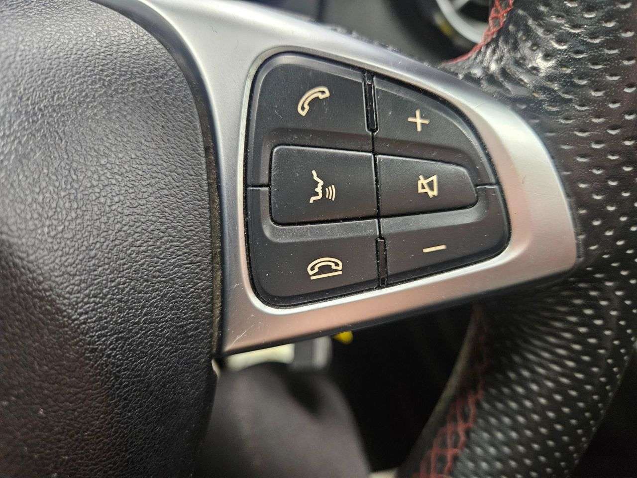 2018 MERCEDES-BENZ 180 2018 MERCEDES-BENZ 180