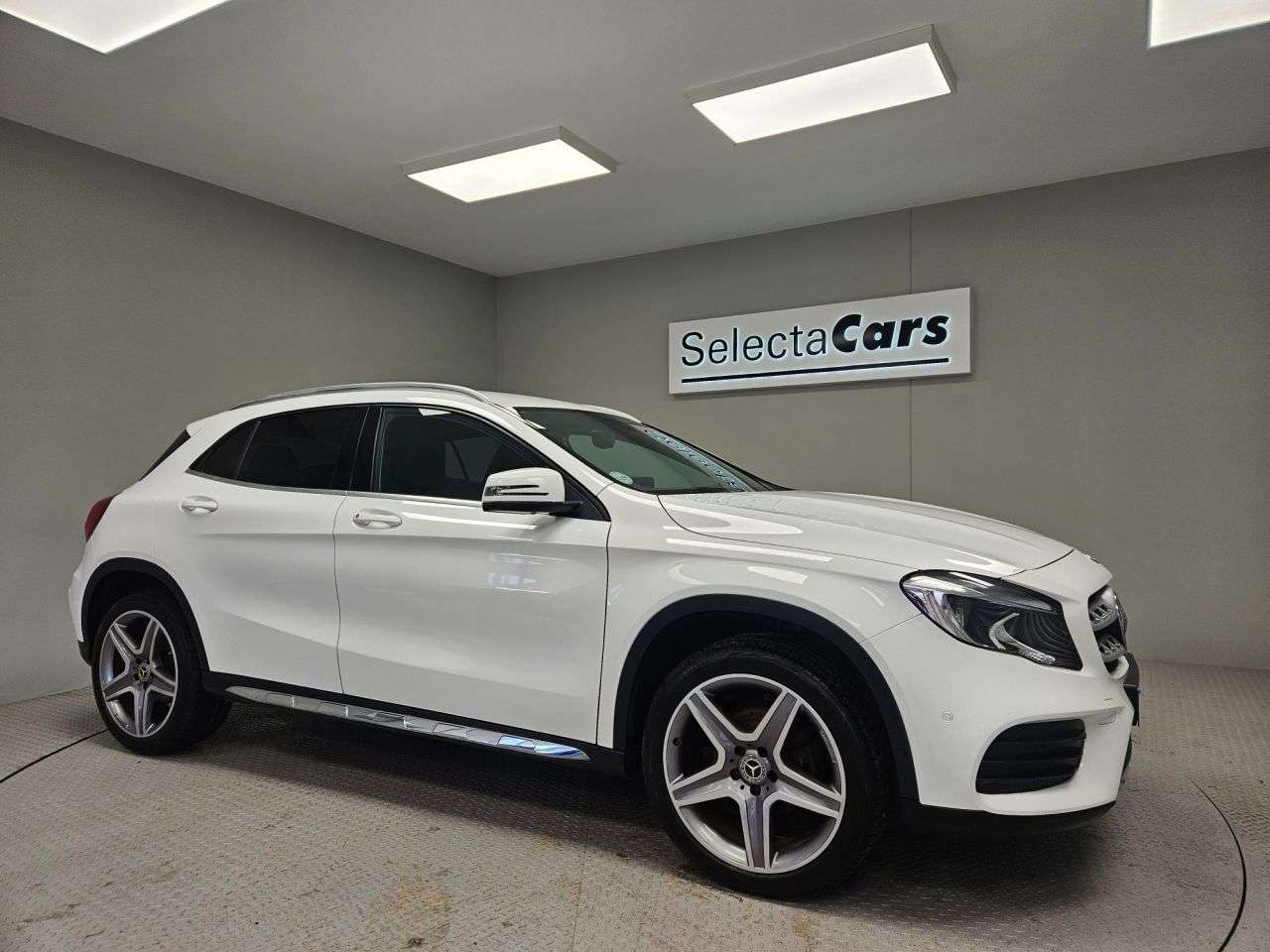 2018 MERCEDES-BENZ 180 2018 MERCEDES-BENZ 180