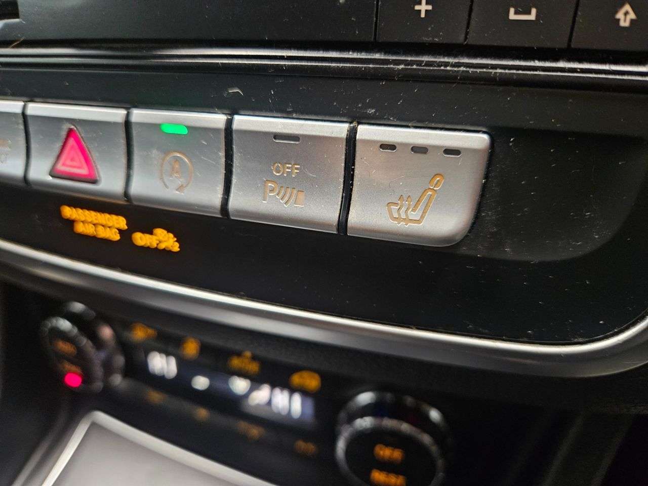 2018 MERCEDES-BENZ 180 2018 MERCEDES-BENZ 180