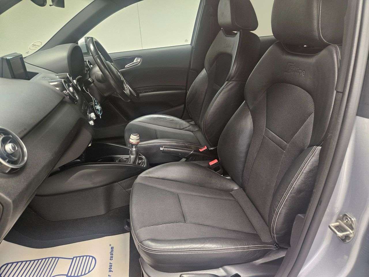 2016 AUDI A1 2016 AUDI A1