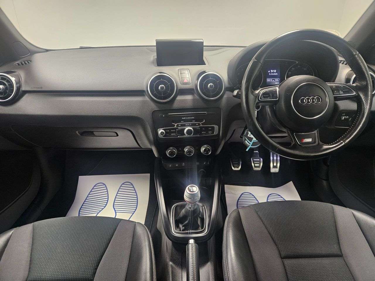 2016 AUDI A1 2016 AUDI A1