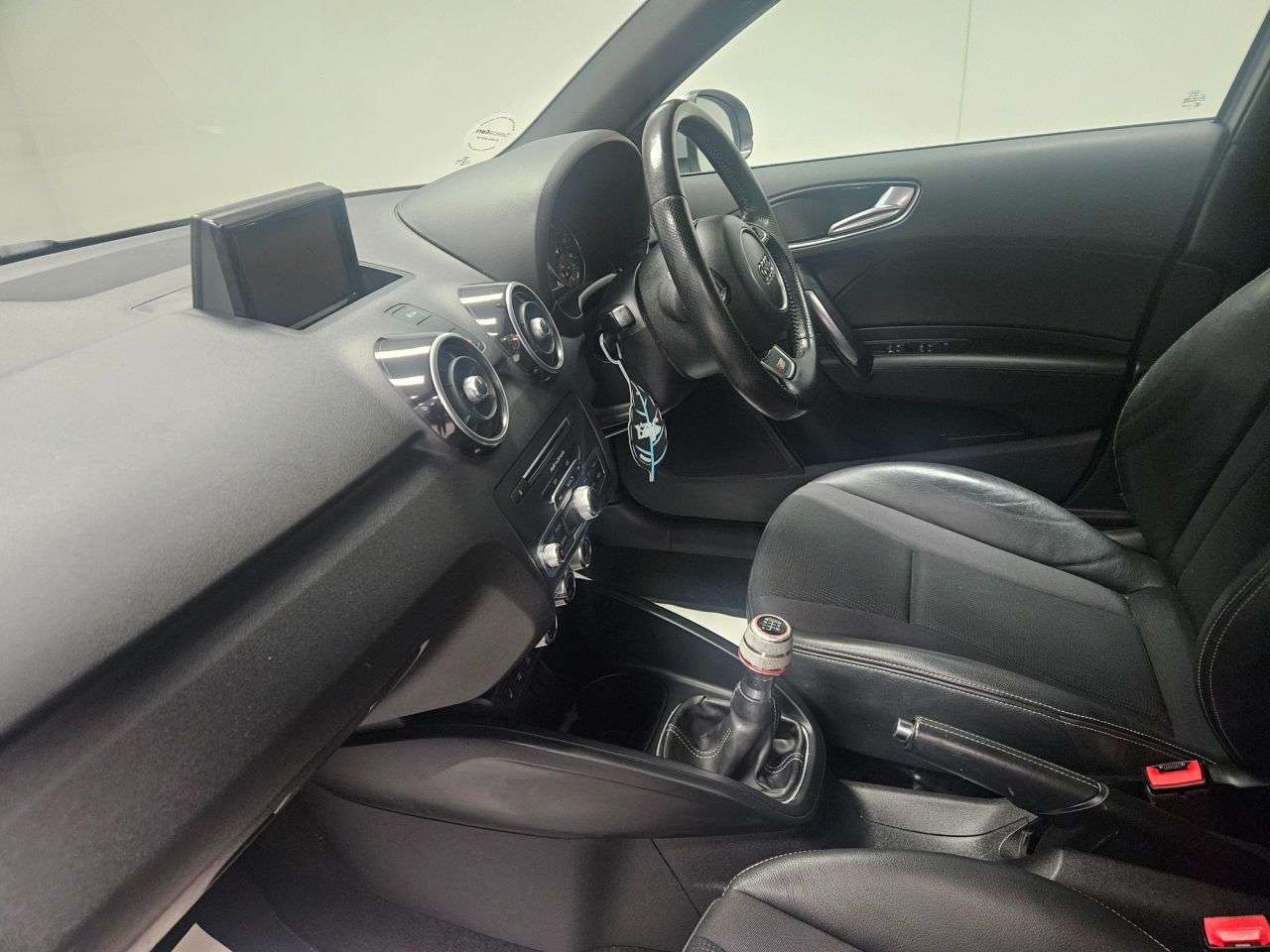 2016 AUDI A1 2016 AUDI A1