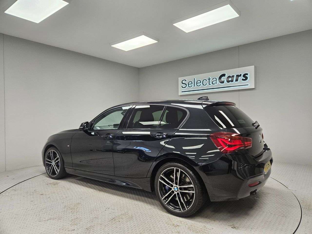 2019 BMW 1 SERIES 2019 BMW 1 SERIES