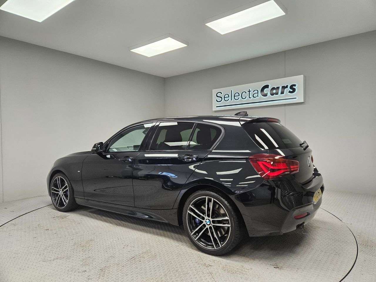 2019 BMW 1 SERIES 2019 BMW 1 SERIES