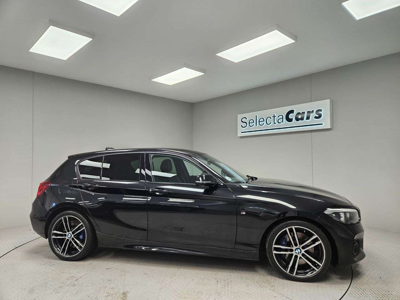 2019 BMW 1 SERIES 2019 BMW 1 SERIES