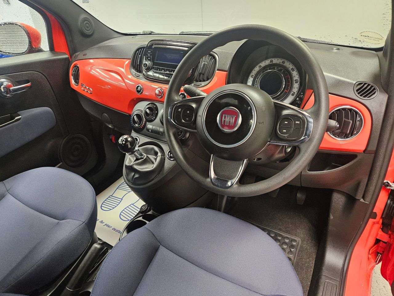 2021 FIAT 500 2021 FIAT 500