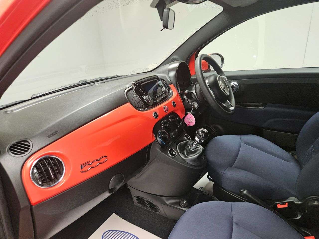 2021 FIAT 500 2021 FIAT 500