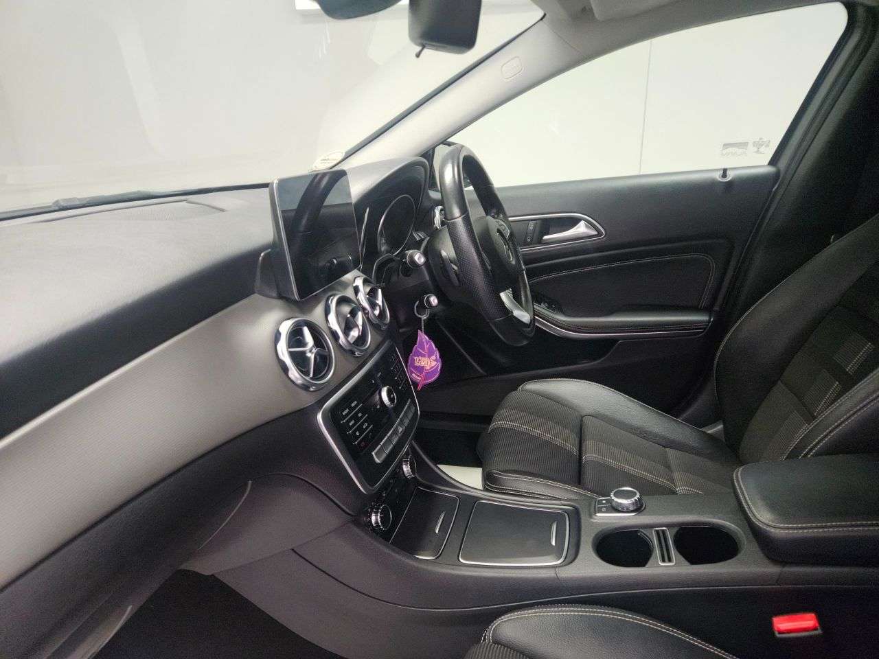 2019 MERCEDES-BENZ 180 2019 MERCEDES-BENZ 180