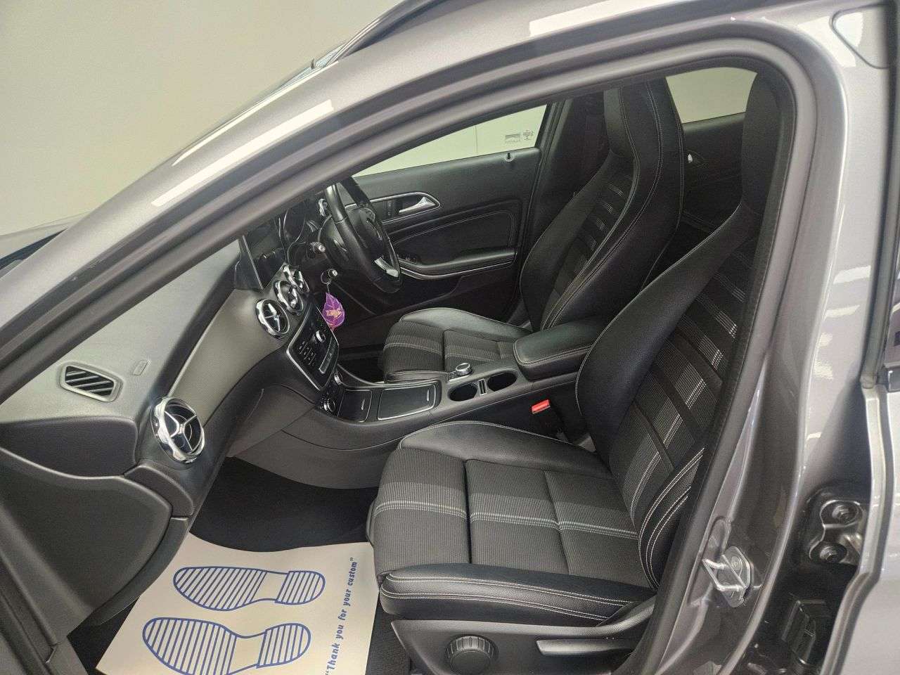 2019 MERCEDES-BENZ 180 2019 MERCEDES-BENZ 180