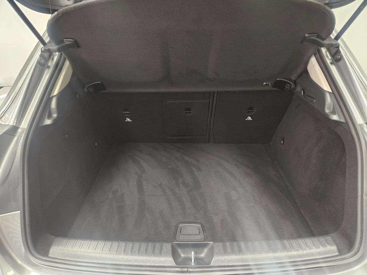 2019 MERCEDES-BENZ 180 2019 MERCEDES-BENZ 180