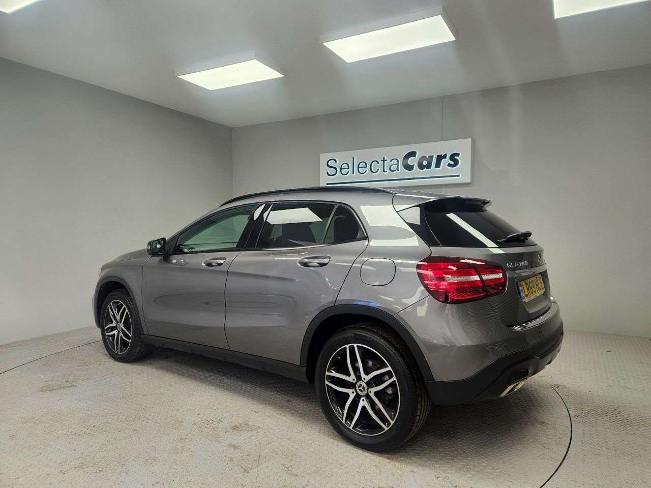 2019 MERCEDES-BENZ 180 2019 MERCEDES-BENZ 180