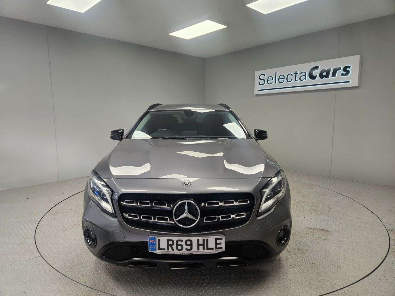 2019 MERCEDES-BENZ 180 2019 MERCEDES-BENZ 180