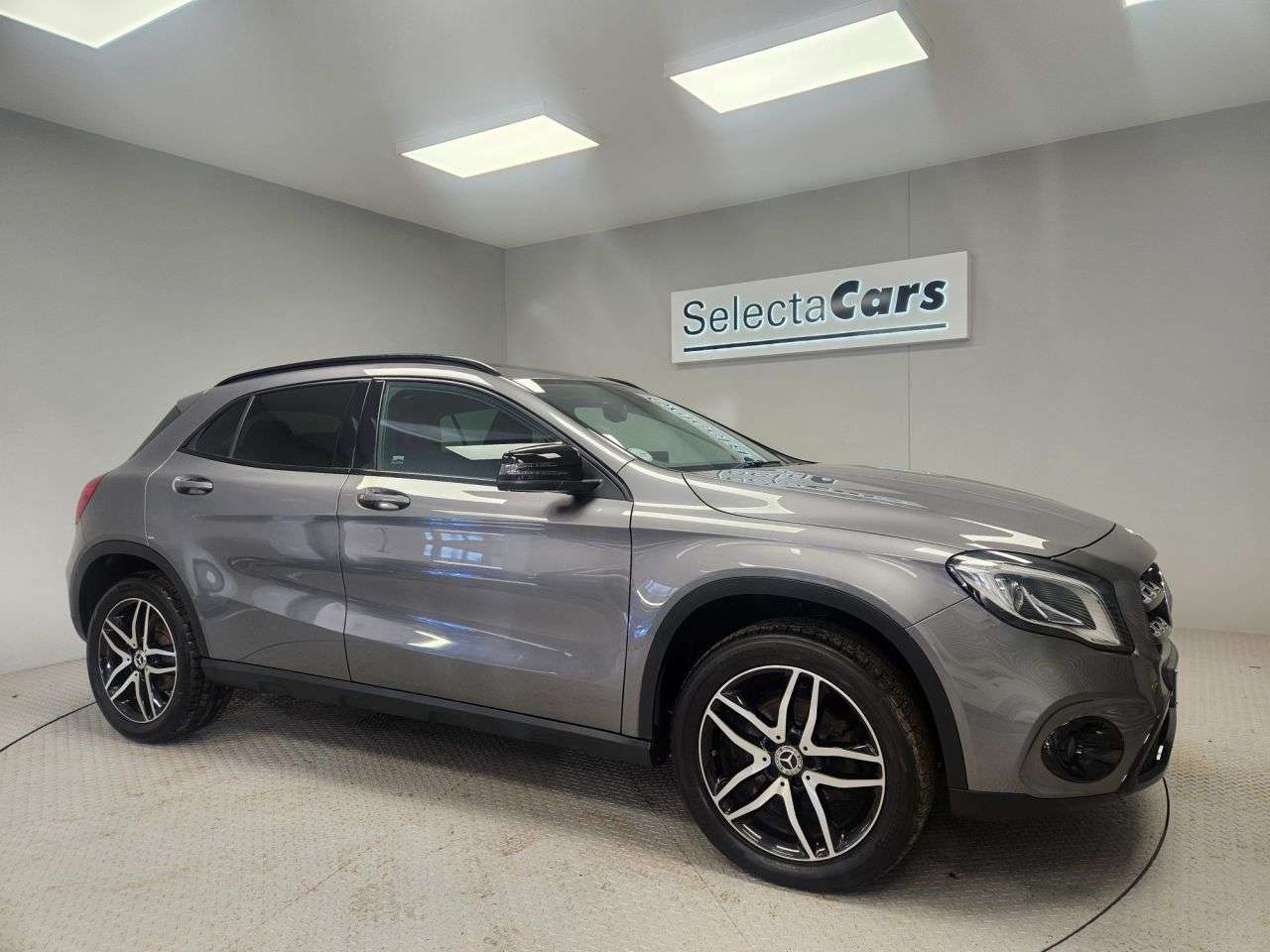 2019 MERCEDES-BENZ 180 2019 MERCEDES-BENZ 180