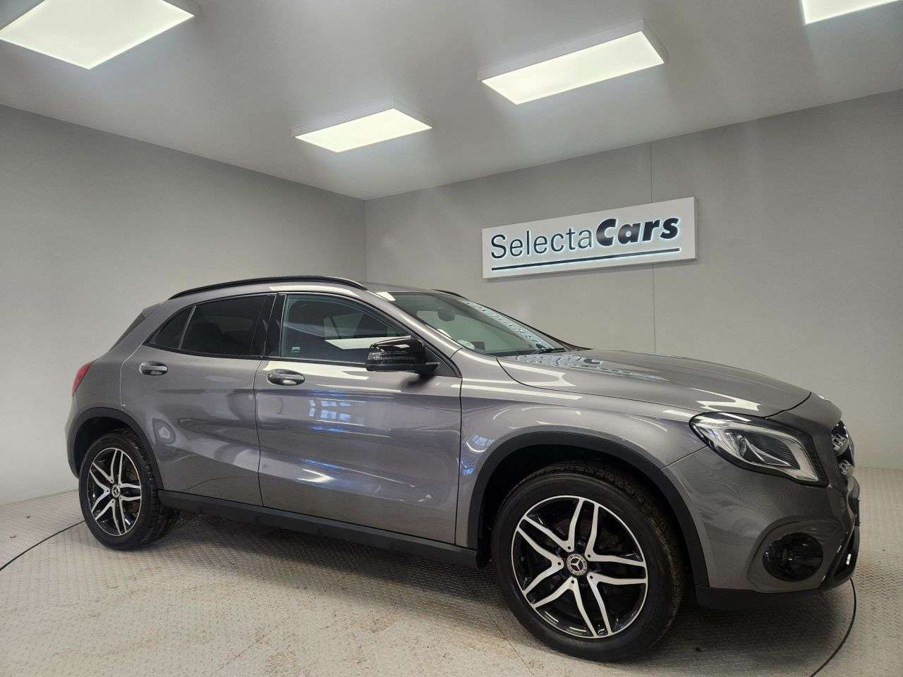 2019 MERCEDES-BENZ 180 2019 MERCEDES-BENZ 180