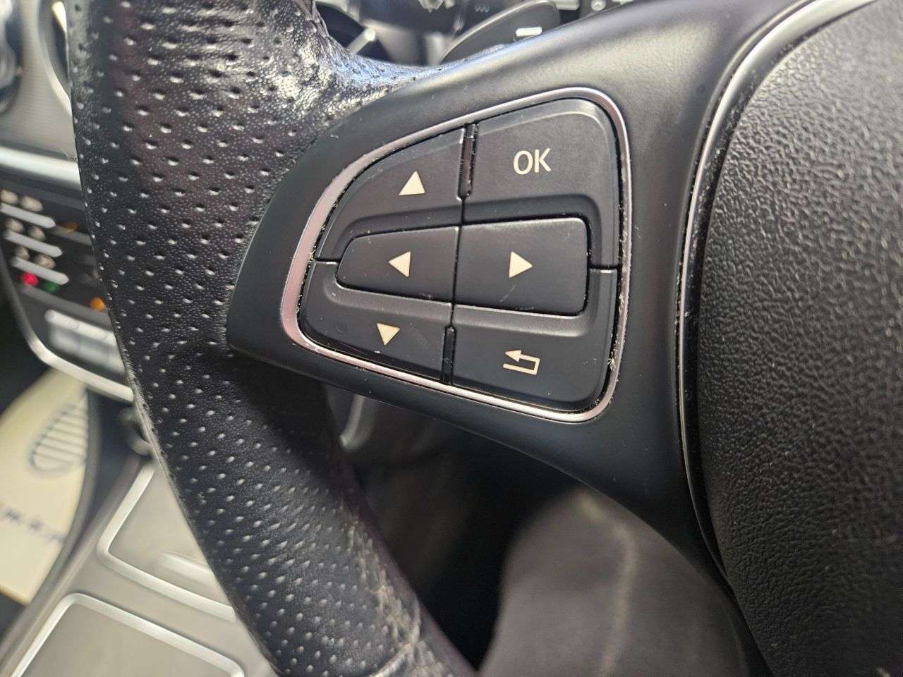 2019 MERCEDES-BENZ 180 2019 MERCEDES-BENZ 180