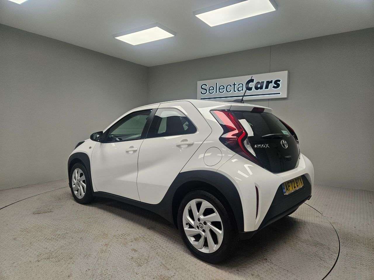 2022 TOYOTA AYGO X 2022 TOYOTA AYGO X