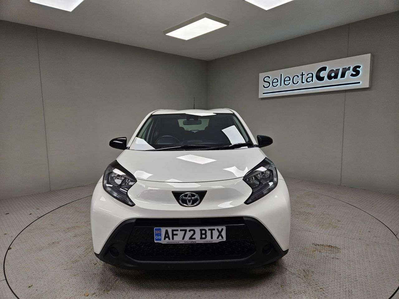 2022 TOYOTA AYGO X 2022 TOYOTA AYGO X
