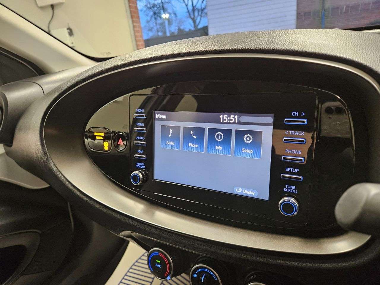 2022 TOYOTA AYGO X 2022 TOYOTA AYGO X