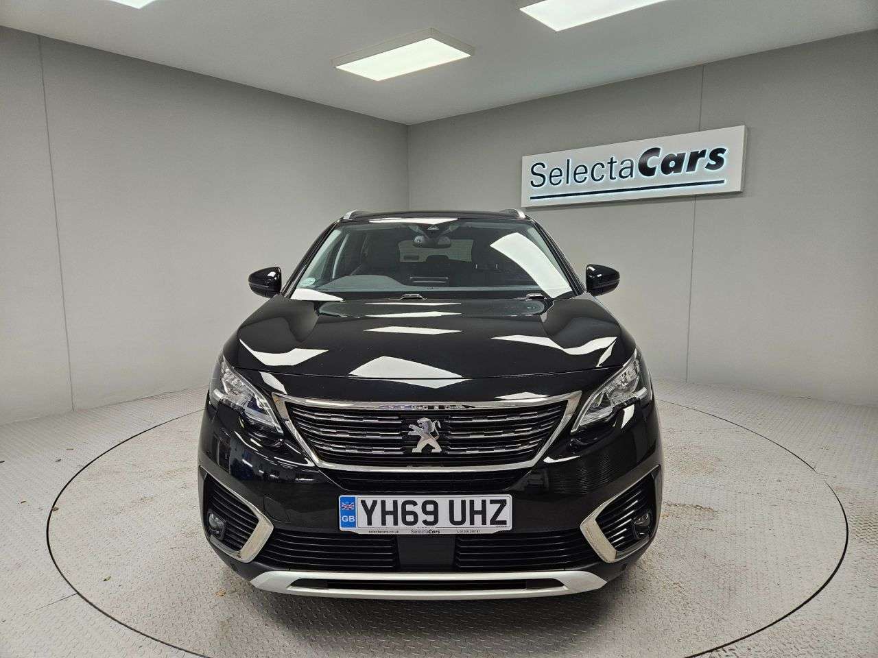 2019 PEUGEOT 5008 2019 PEUGEOT 5008