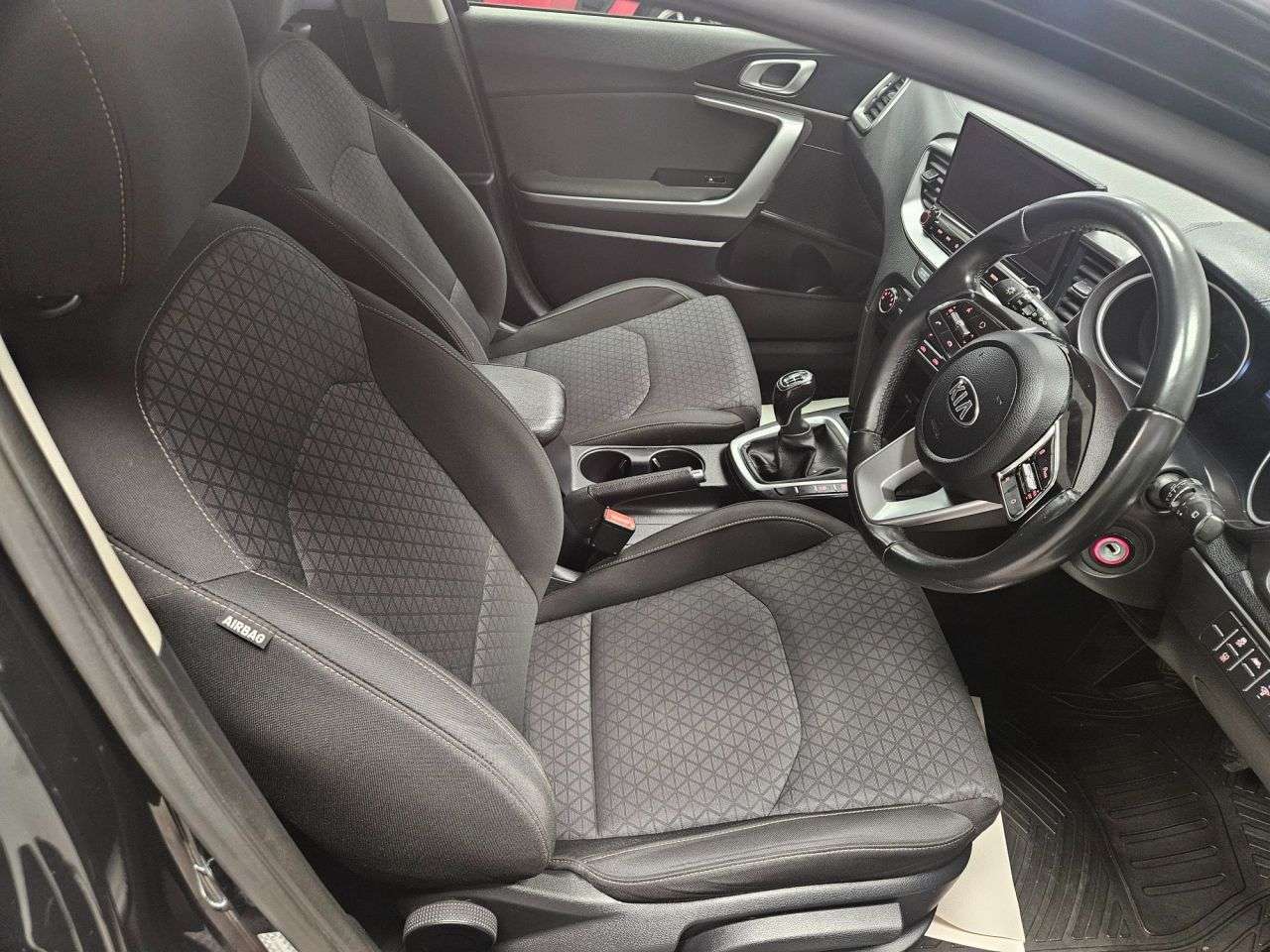 2021 KIA CEED 2021 KIA CEED