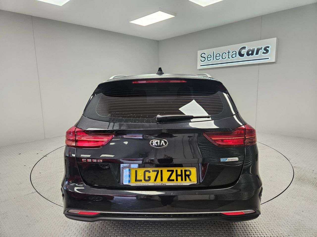 2021 KIA CEED 2021 KIA CEED