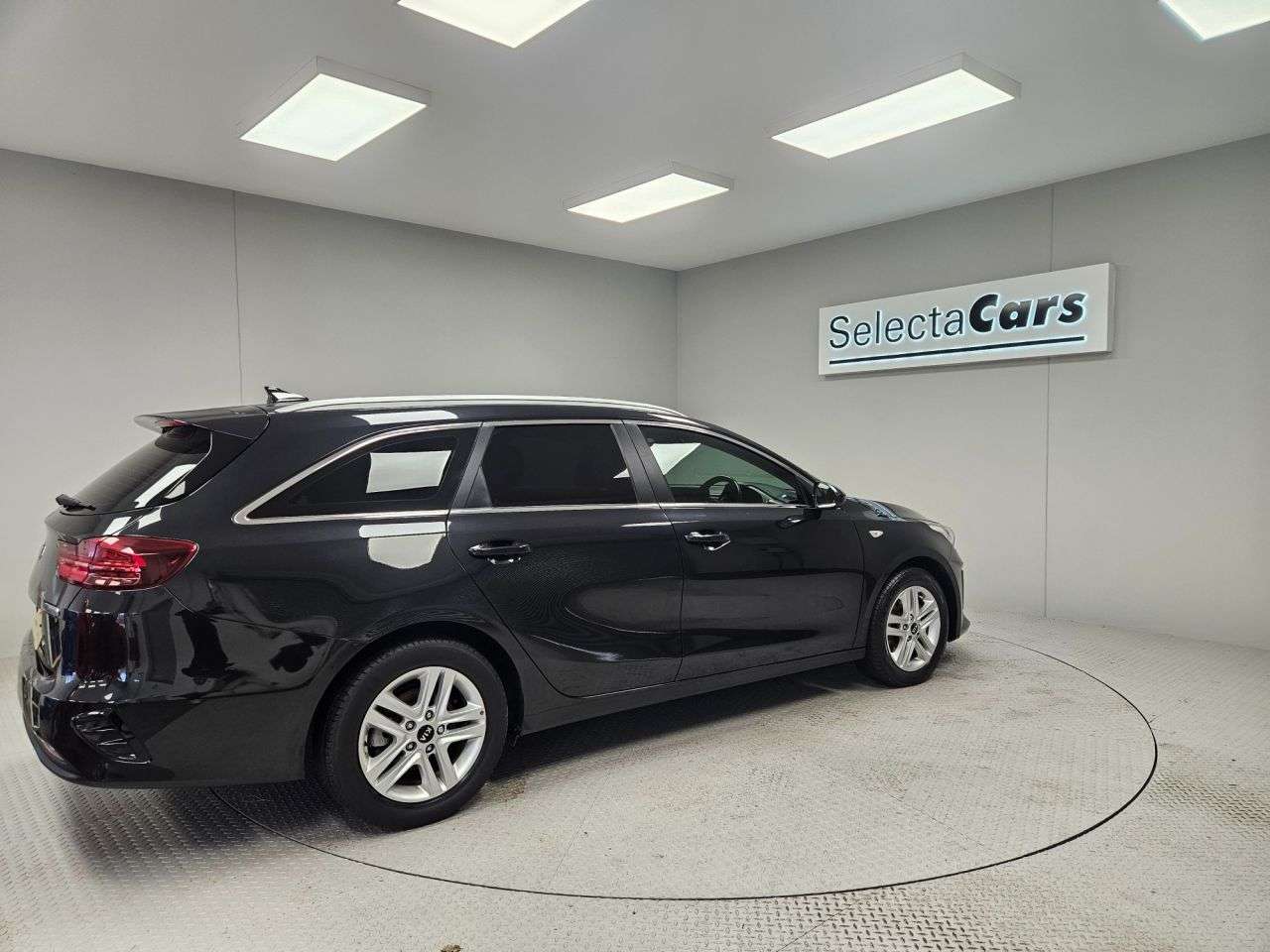 2021 KIA CEED 2021 KIA CEED