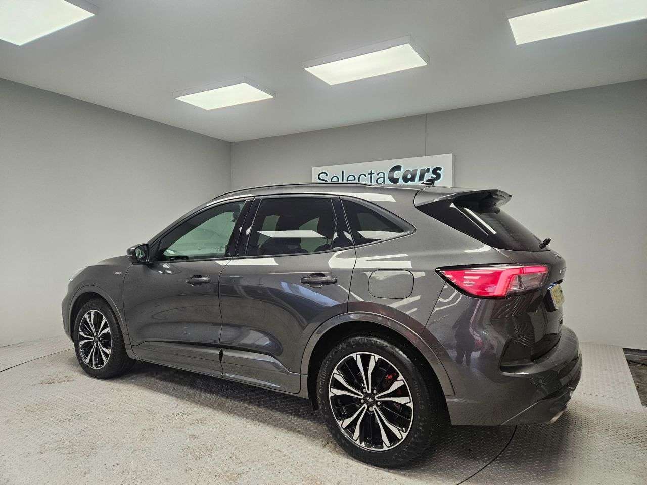 2021 FORD KUGA 2021 FORD KUGA