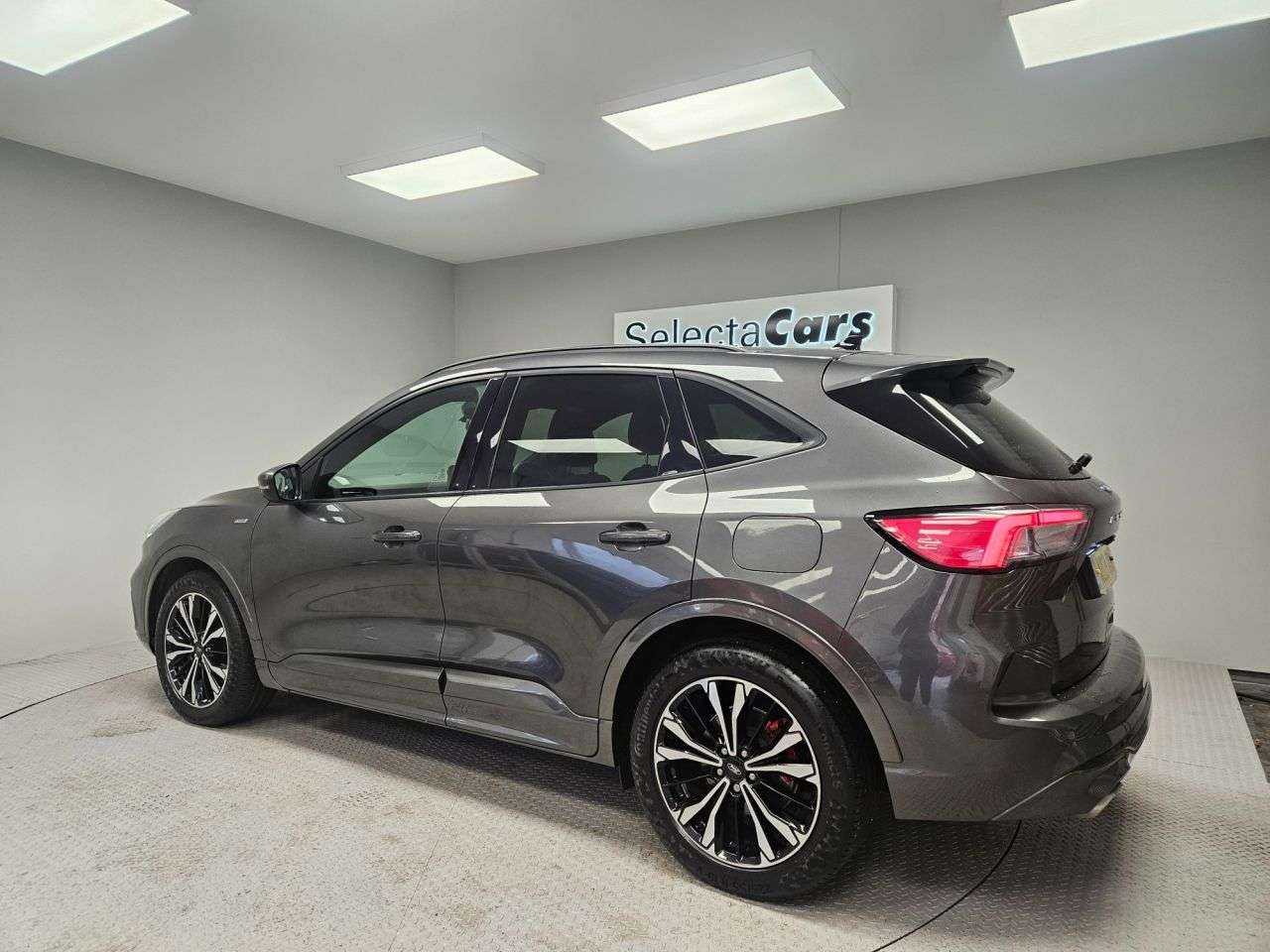 2021 FORD KUGA 2021 FORD KUGA