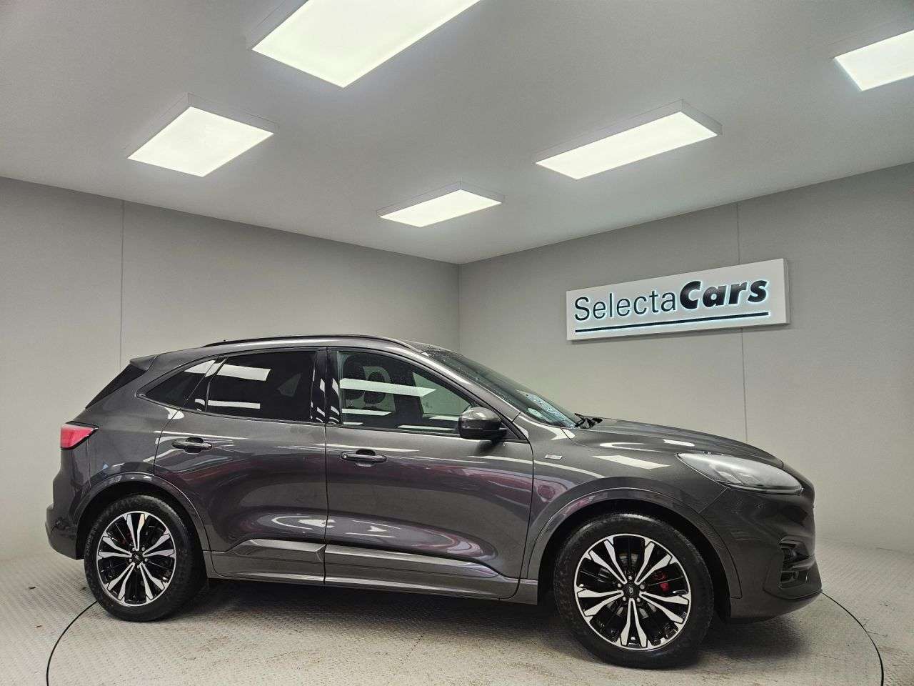 2021 FORD KUGA 2021 FORD KUGA