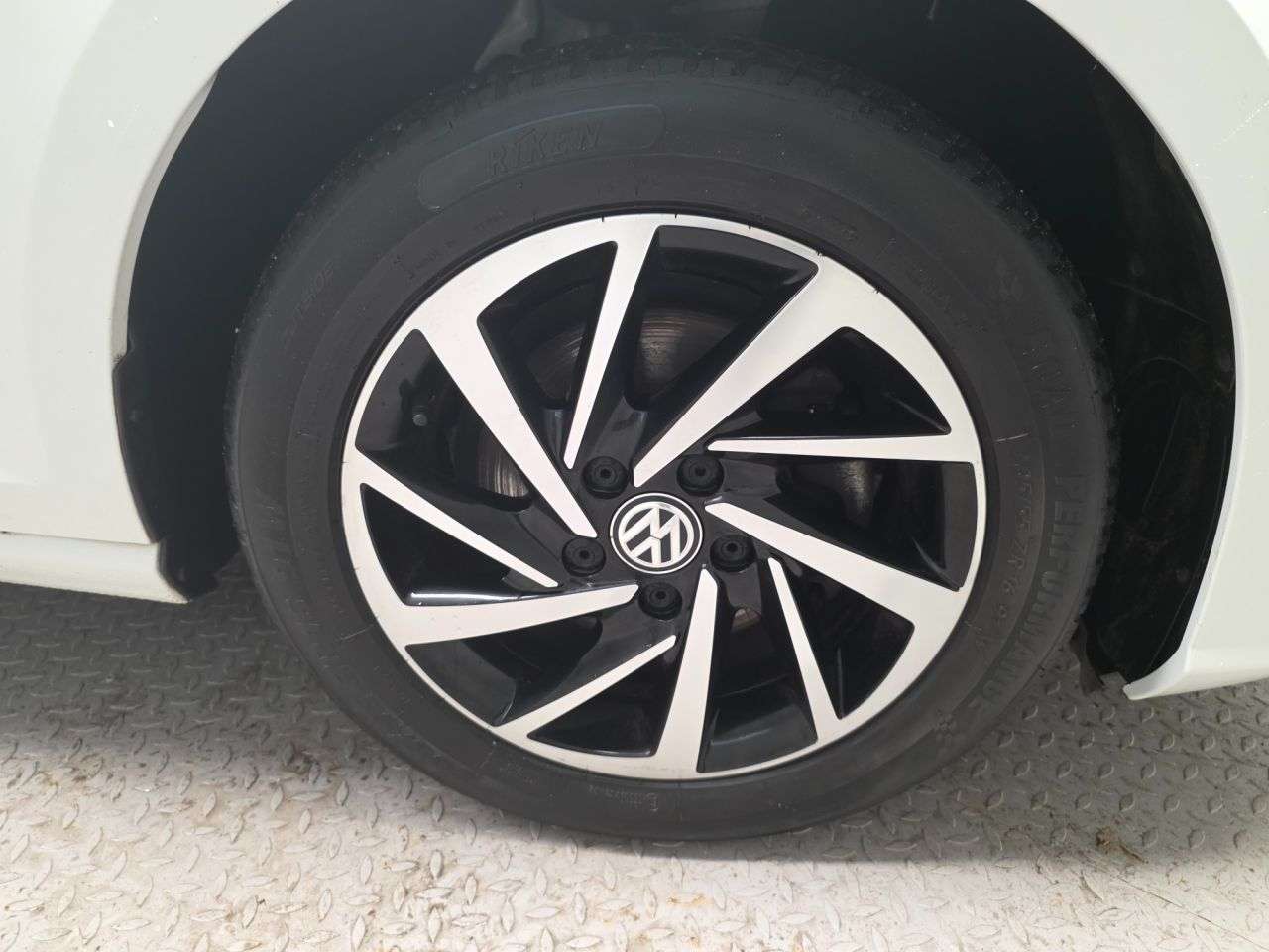 2019 VOLKSWAGEN GOLF 2019 VOLKSWAGEN GOLF