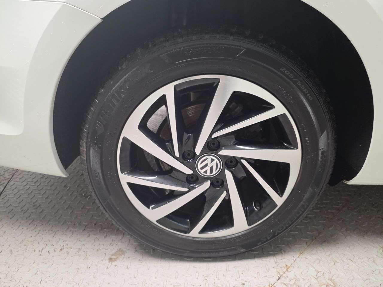 2019 VOLKSWAGEN GOLF 2019 VOLKSWAGEN GOLF