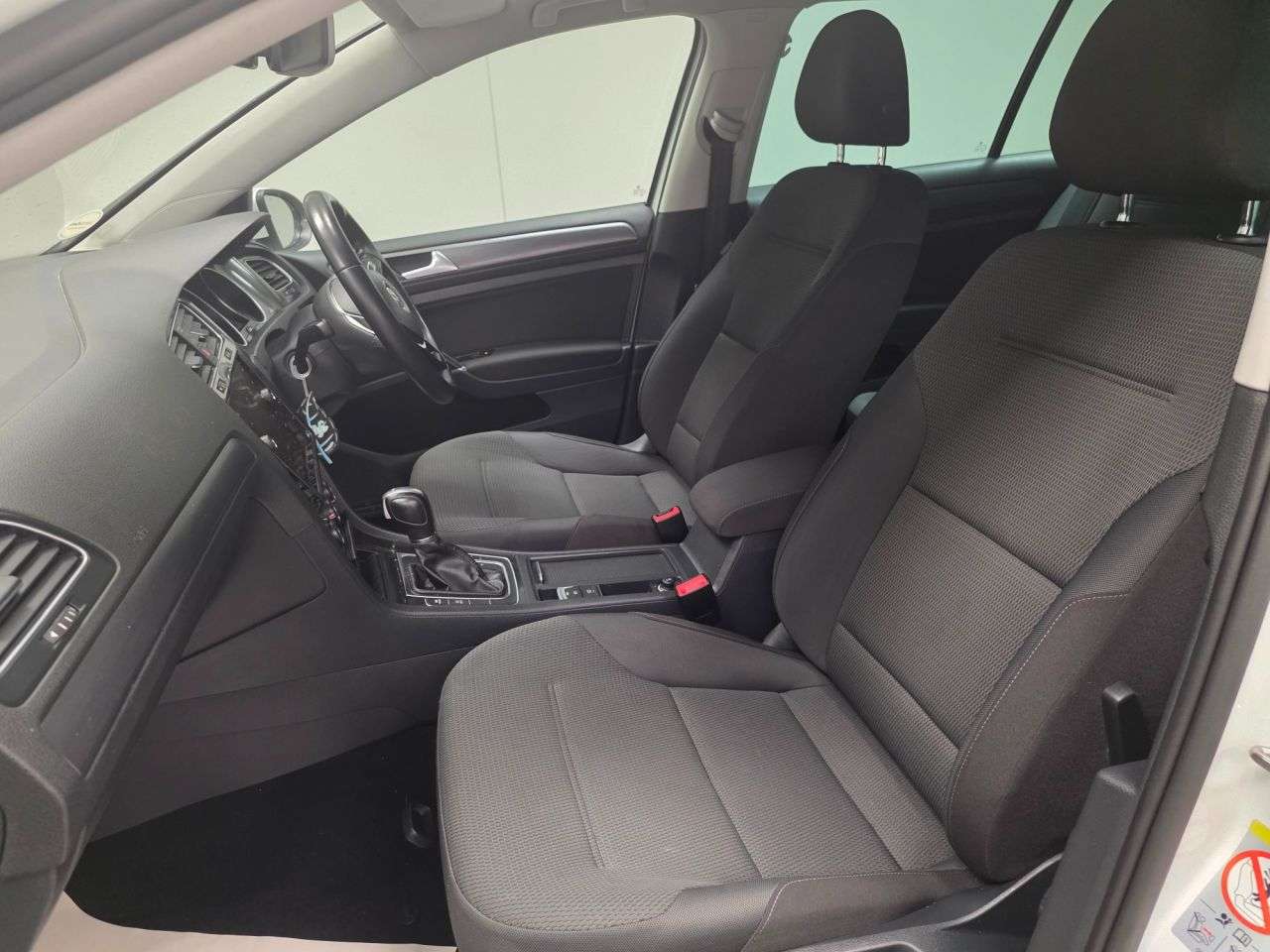 2019 VOLKSWAGEN GOLF 2019 VOLKSWAGEN GOLF