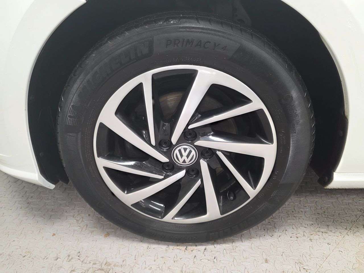 2019 VOLKSWAGEN GOLF 2019 VOLKSWAGEN GOLF