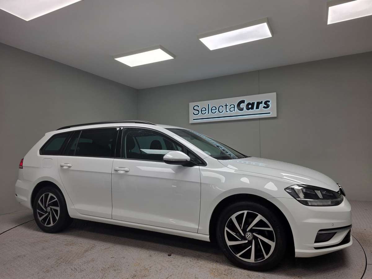 Check out this Volkswagen Golf 2019 Diesel Automatic