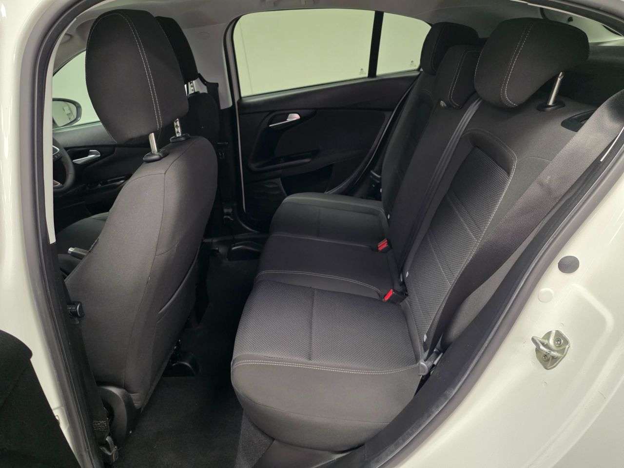 2021 FIAT TIPO 2021 FIAT TIPO