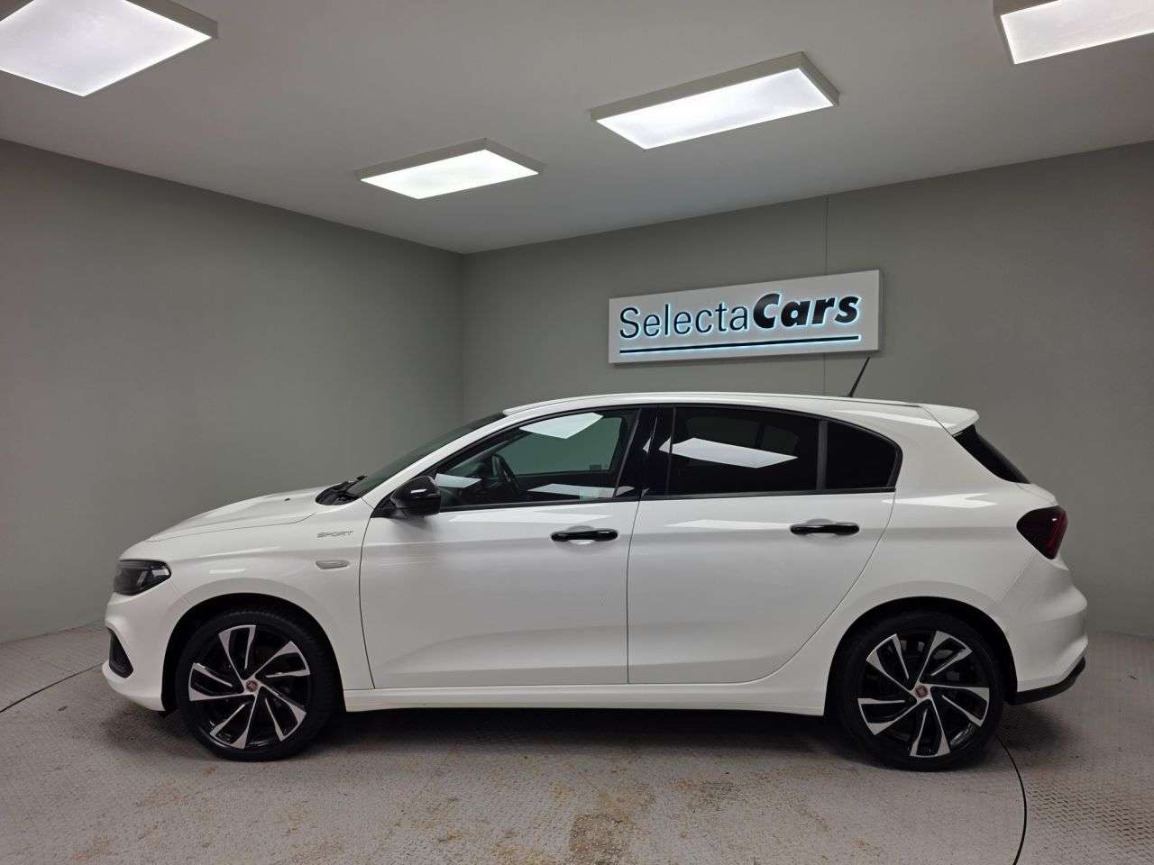 2021 FIAT TIPO 2021 FIAT TIPO