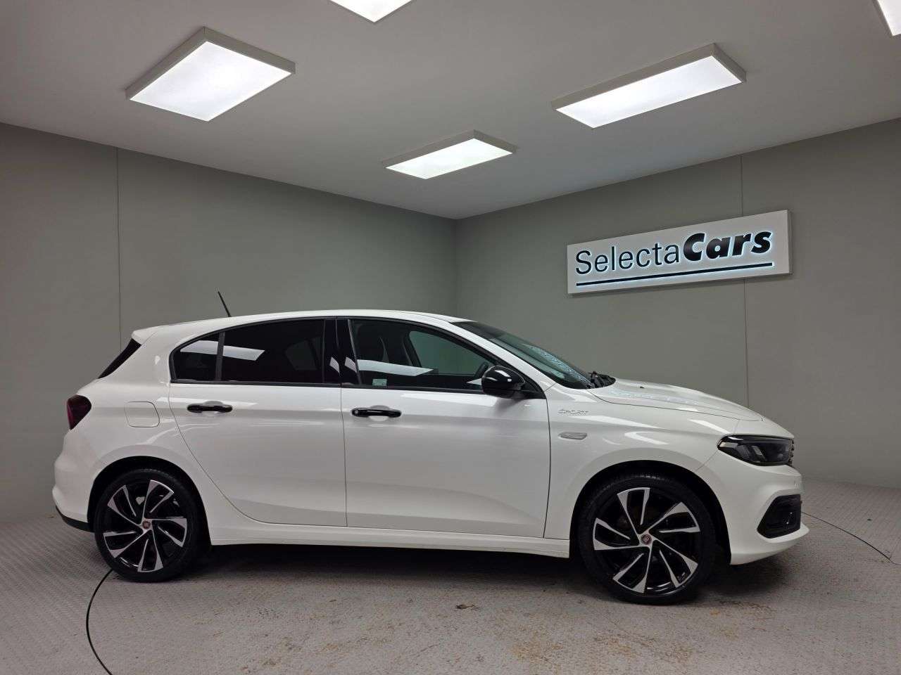 2021 FIAT TIPO 2021 FIAT TIPO