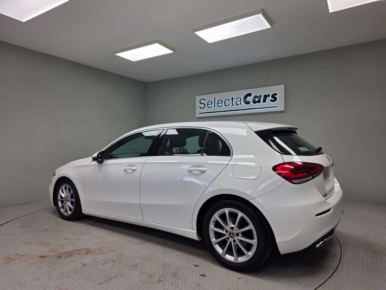 A 2019 MERCEDES-BENZ A-CLASS 1.3 A180 Sport Hatchback 5dr Petrol 7G-DCT Euro 6 (s/s) (136 ps) A 2019 MERCEDES-BENZ A-CLASS 1.3 A180 Sport Hatchback 5dr Petrol 7G-DCT Euro 6 (s/s) (136 ps)