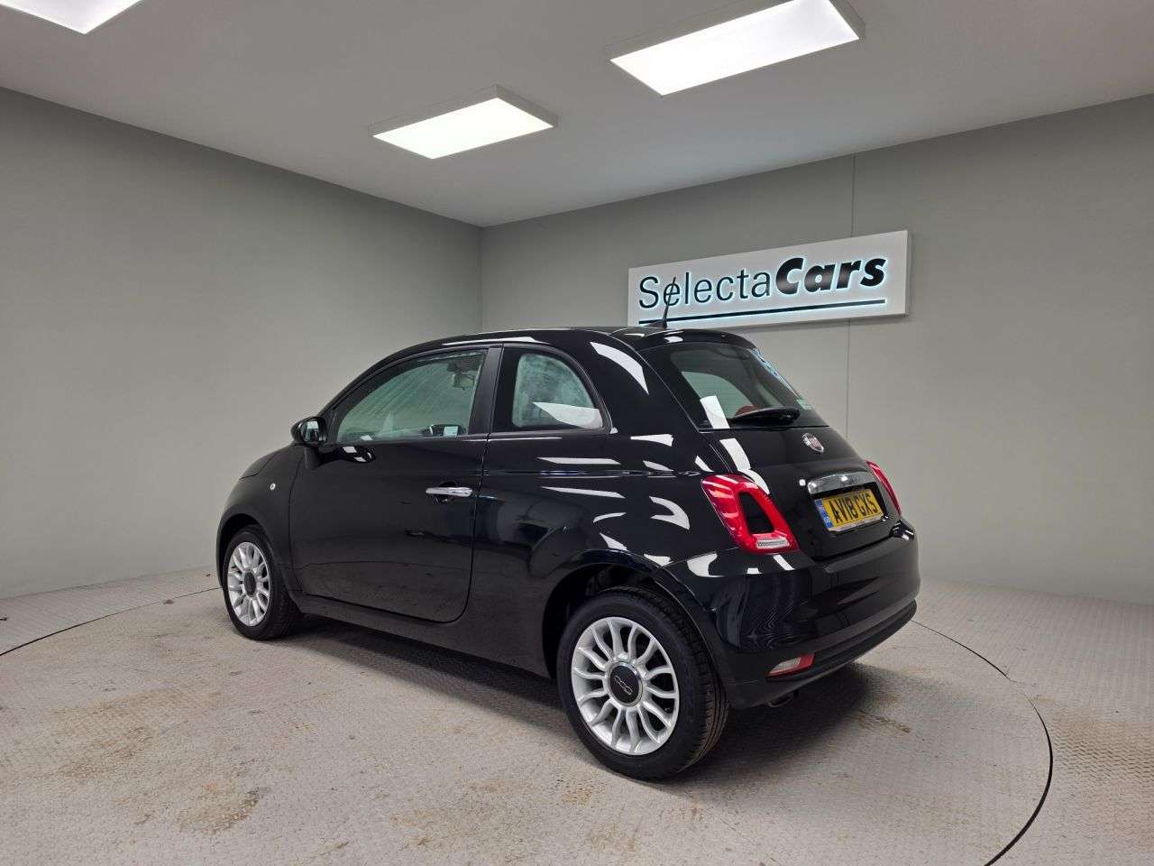 2018 FIAT 500 2018 FIAT 500