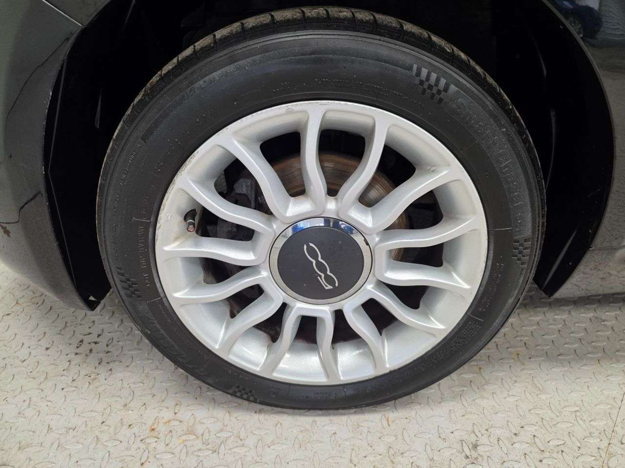 2018 FIAT 500 2018 FIAT 500