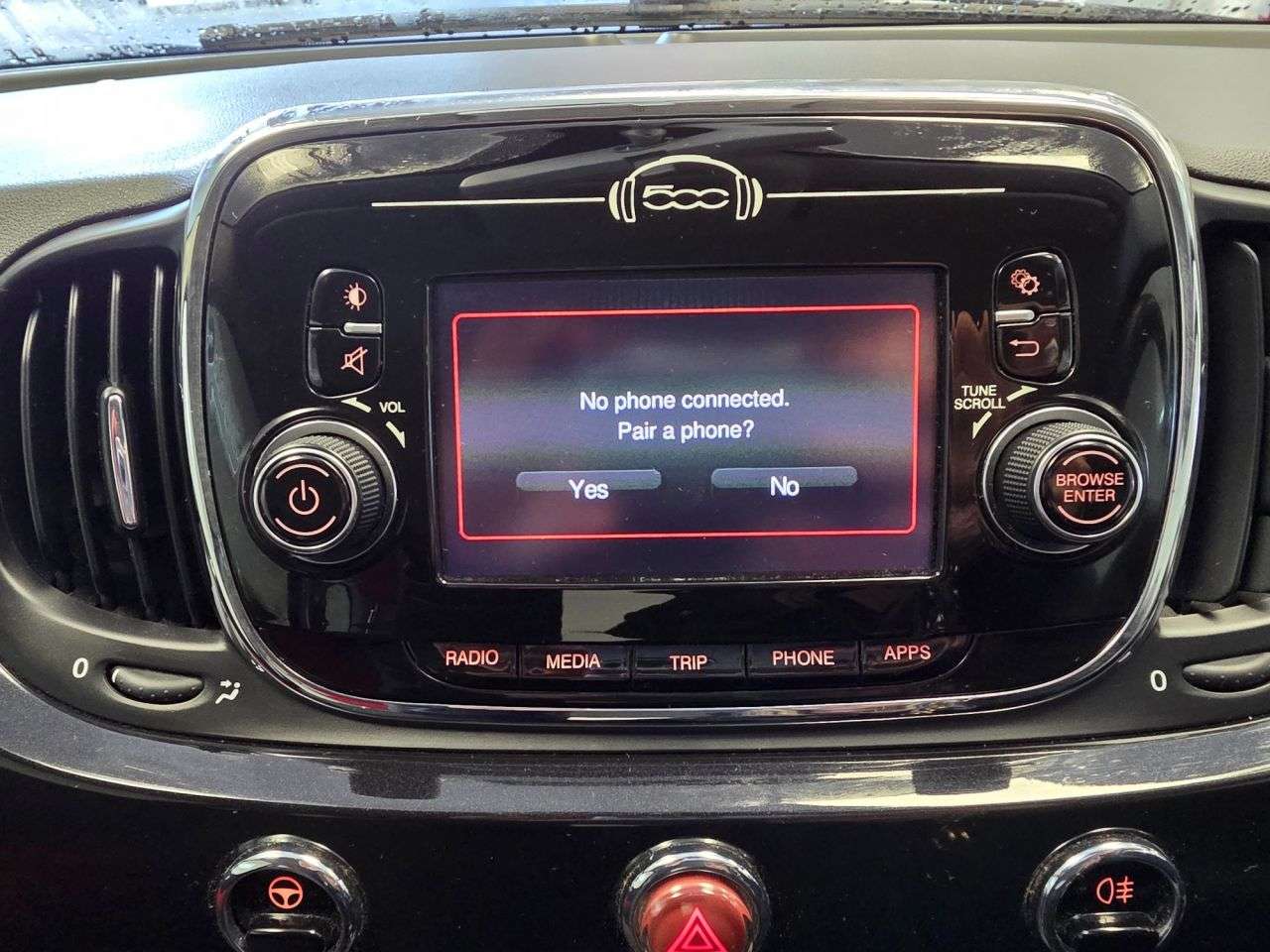 2018 FIAT 500 2018 FIAT 500