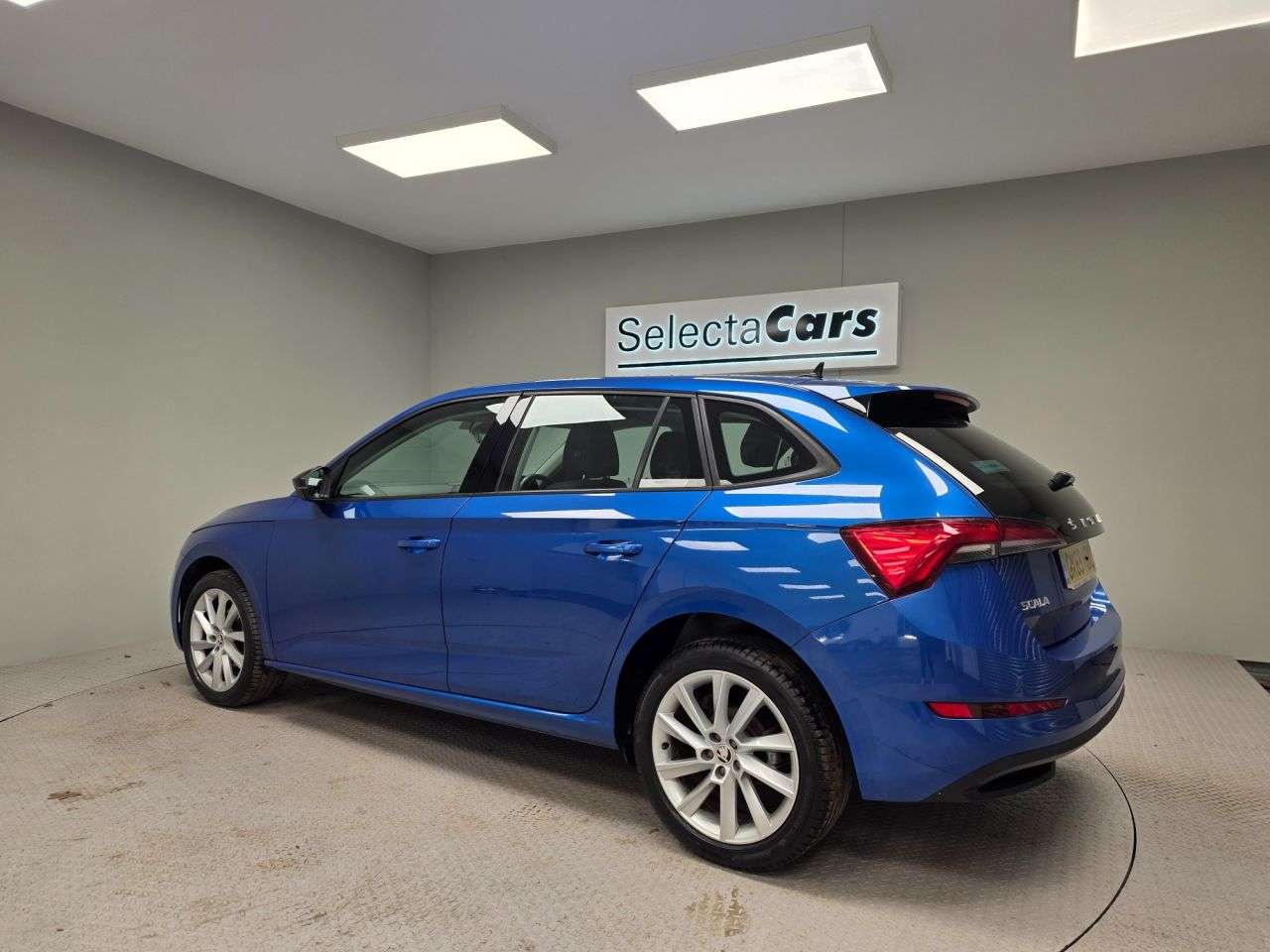 A 2019 SKODA SCALA 1.5 TSI SE Hatchback 5dr Petrol DSG Euro 6 (s/s) (150 ps) A 2019 SKODA SCALA 1.5 TSI SE Hatchback 5dr Petrol DSG Euro 6 (s/s) (150 ps)