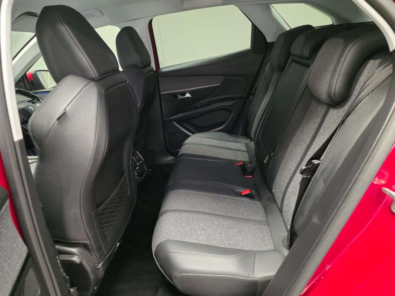 2020 PEUGEOT 3008 2020 PEUGEOT 3008